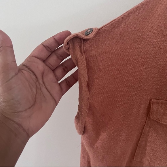 Nicole Miller Linen V-Neck Box Cut Short Sleeve Top | Size Large| - Picture 4 of 7